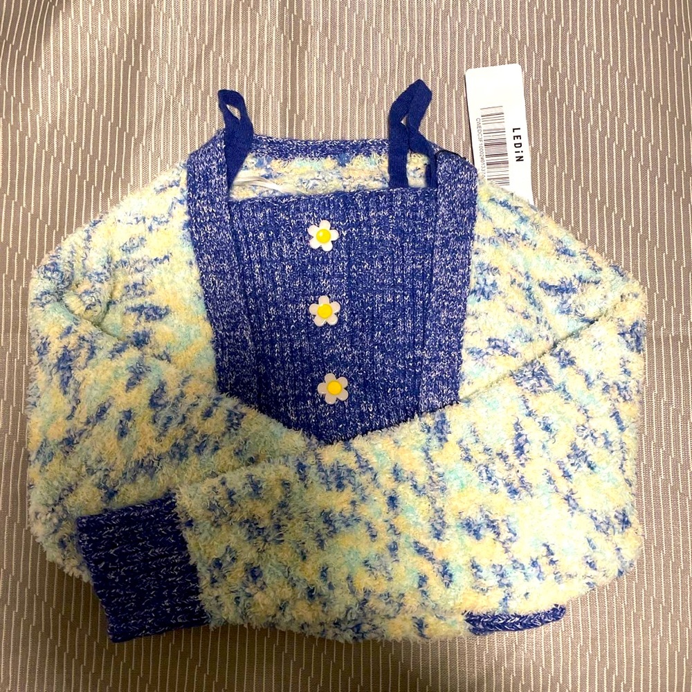 Ledin blue knitted Two piece suit